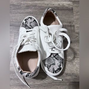 14th & Union sneakers worn once